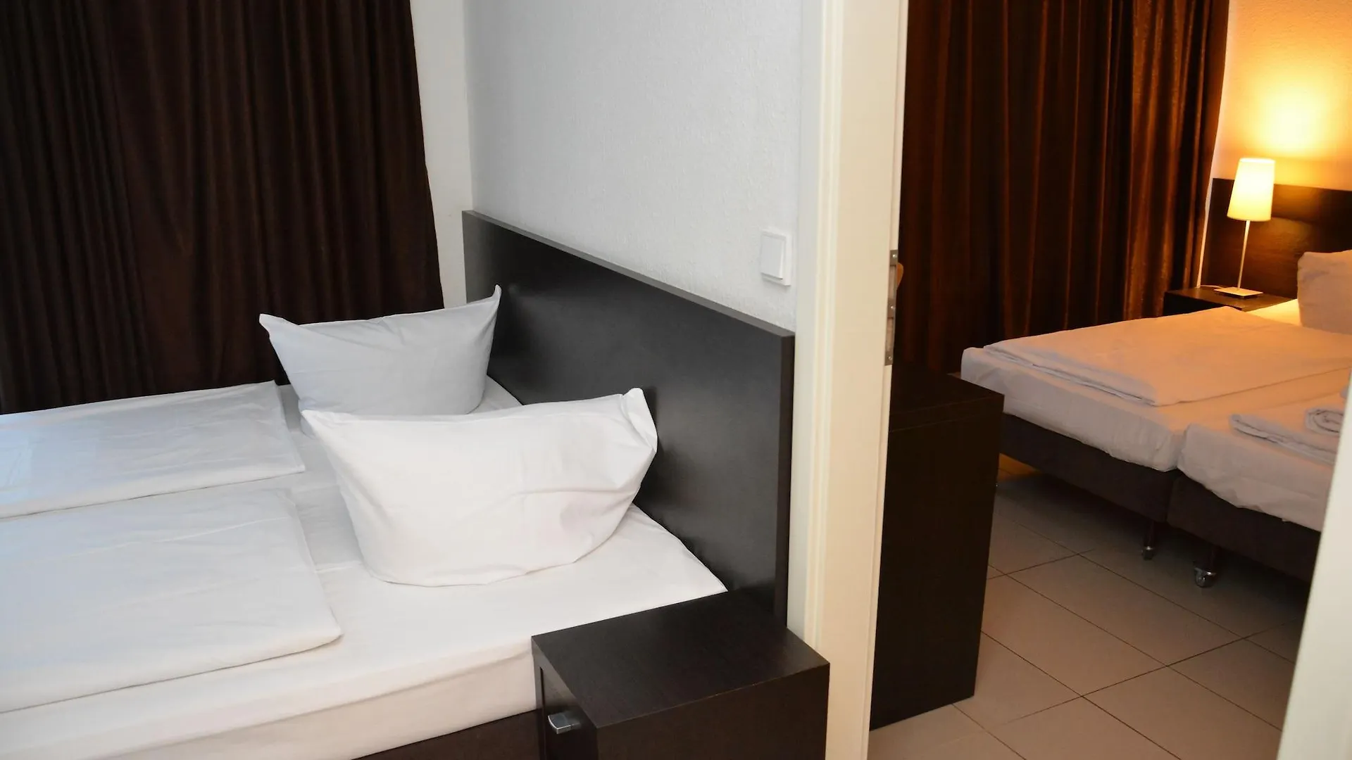 Mosel Hotel Frankfurt am Main 3*,  Germany