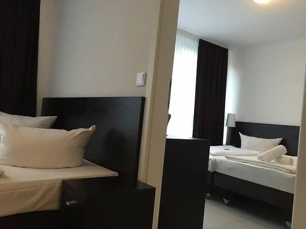 Mosel Hotel Франкфурт-на-Майне Германия