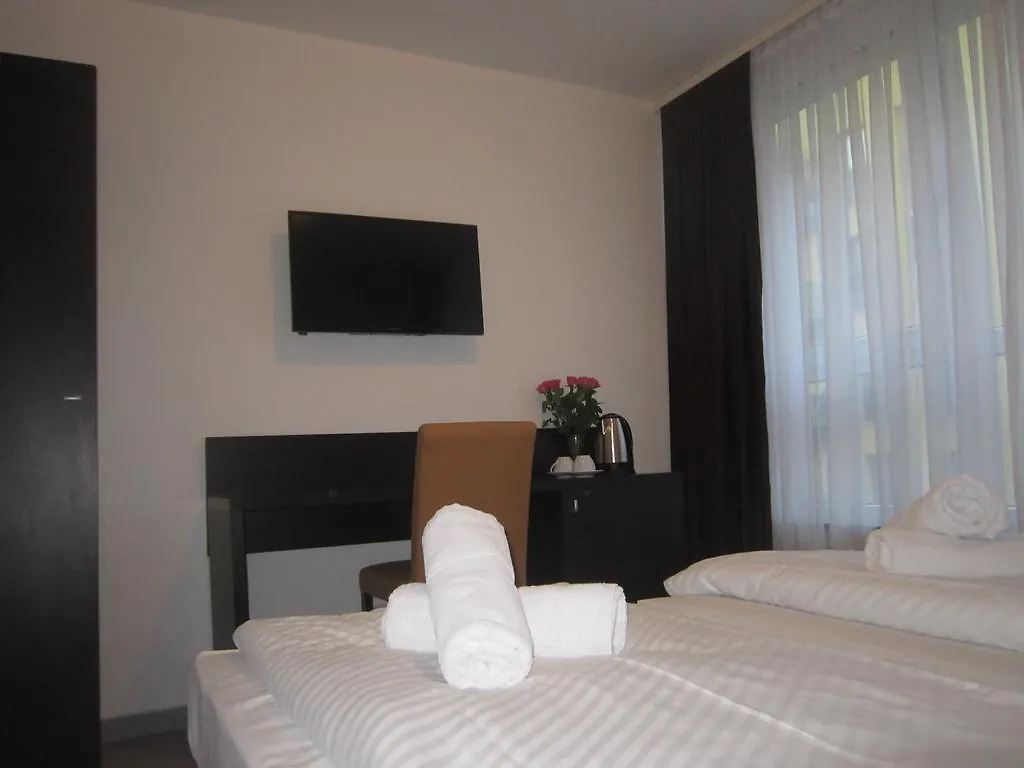 Mosel Hotel Франкфурт-на-Майне