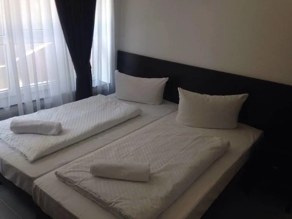Mosel Hotel Франкфурт-на-Майне