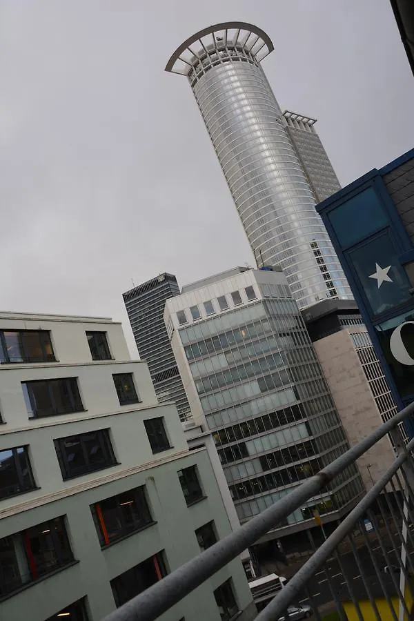 Mosel Hotel Frankfurt am Main 3*,